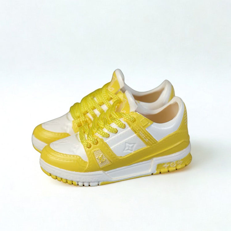 Labubu Louis Vuitton Inspired Monogram Miniature Sneakers
Labubu Shoes
Labubu Sneakers
Labubu Runners
Labubu Trainers
Labubu Miniature