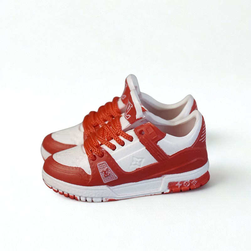 Labubu Louis Vuitton Inspired Monogram Miniature Sneakers
Labubu Shoes
Labubu Sneakers
Labubu Runners
Labubu Trainers
Labubu Miniature