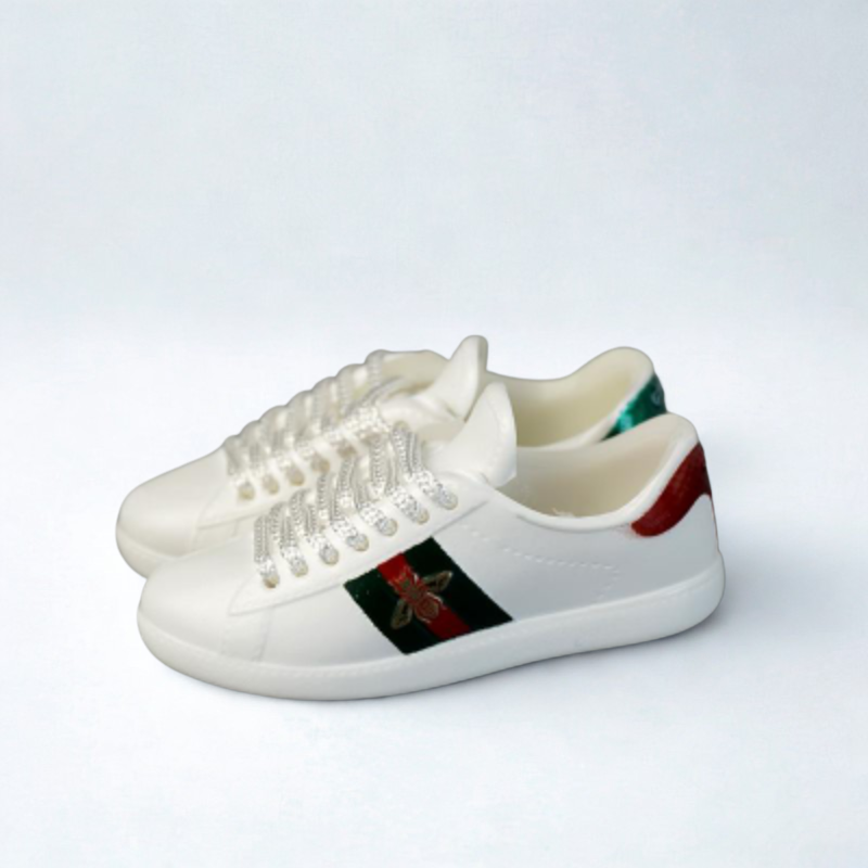 Labubu Gucci Miniature Sneakers in Black
Labubu Shoes
Labubu Sneakers
Labubu Runners
Labubu Trainers
Labubu Miniature