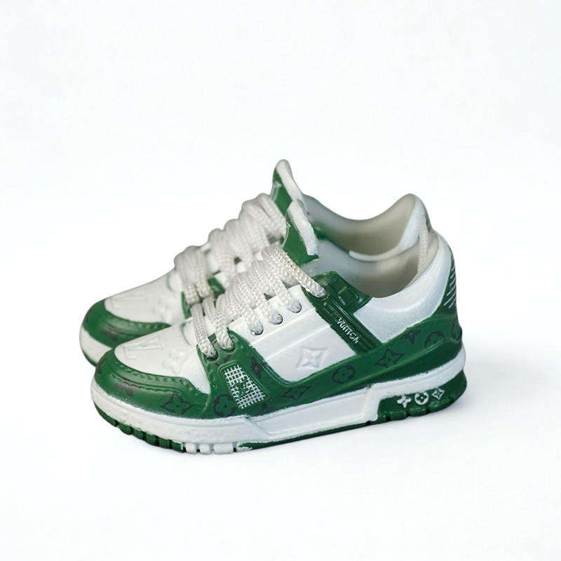 Labubu Louis Vuitton Inspired Monogram Miniature Sneakers
Labubu Shoes
Labubu Sneakers
Labubu Runners
Labubu Trainers
Labubu Miniature
